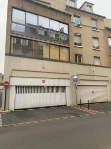 Location Parking ETAMPES  91