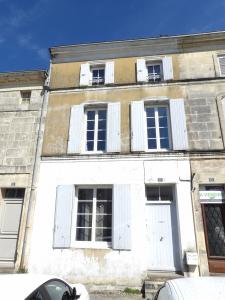 Vente Maison SAINT-SAVINIEN  17