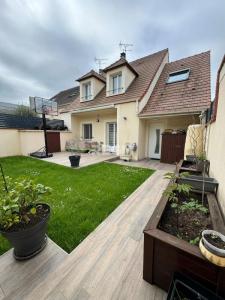 For sale House ORMESSON-SUR-MARNE  94