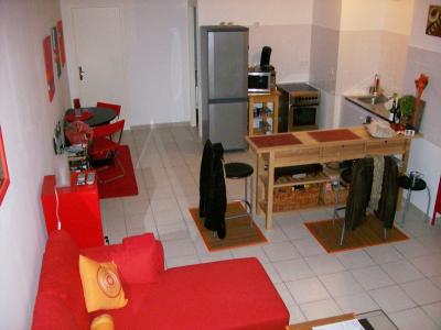For rent Apartment CAMBES  33