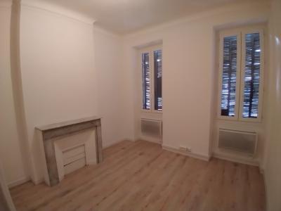 photo For rent Apartment MARSEILLE-5EME-ARRONDISSEMENT 13