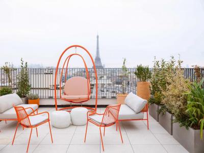 photo For rent Apartment PARIS-15EME-ARRONDISSEMENT 75