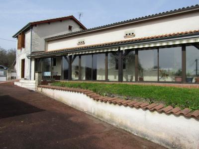 Vente Maison ROULLET-SAINT-ESTEPHE 16440