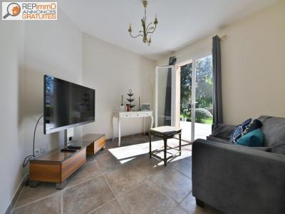 photo For rent House UZES 30