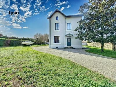 photo For sale Prestigious house CHASSIEU 69