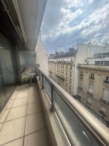 photo For rent Apartment PARIS 75