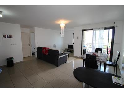 photo For rent Apartment SAINT-ANDRE 974