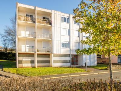 photo For rent Apartment SAINT-SERNIN-DU-BOIS 71