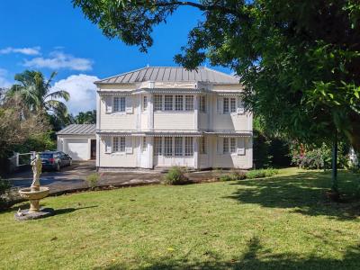 Vente Maison 7 pièces SAINT-BENOIT 97470