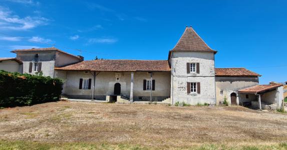 Vente Maison 10 pièces BORS 16190