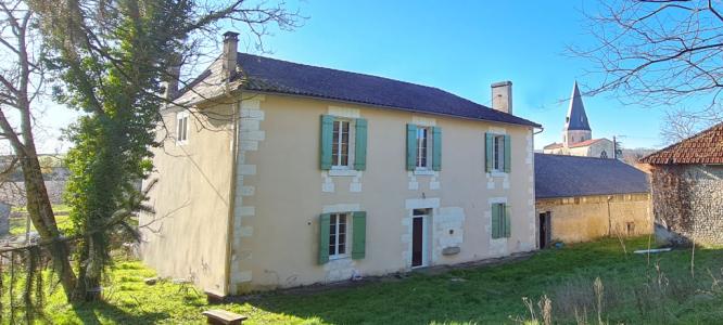 Vente Maison 9 pièces CHALAIS 16210