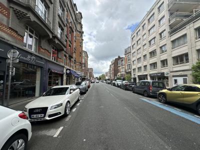Location Commerce MADELEINE 59110