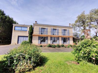 photo For sale Prestigious house LANGON 33