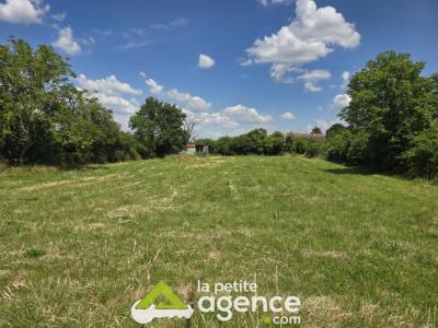 Vente Terrain BLET 18350