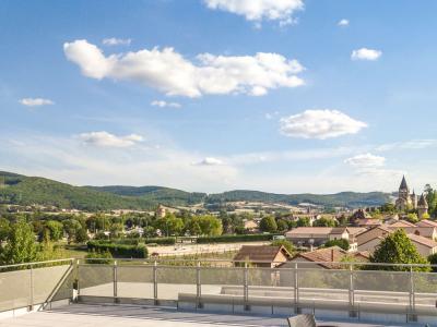 For rent Apartment CLUNY