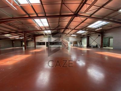 Location Commerce CESTAS 33610