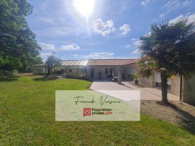 Vente Maison 9 pièces HERBIERS 85500