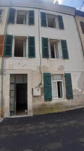 Vente Appartement 9 pièces EAUX-BONNES 64440