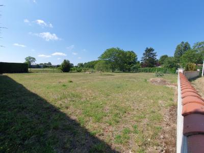 For sale Land VILLENEUVE-LA-COMTESSE  17