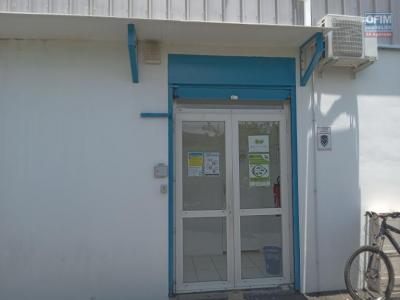 photo For rent Agricultural domain SAINT-PAUL 974