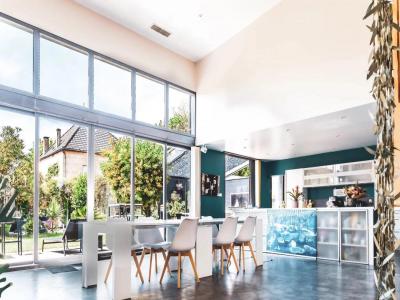 Vente Appartement 8 pices BORDEAUX 33100