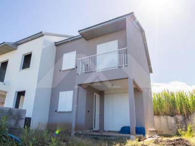 Vente Maison 4 pièces PETITE-ILE 97429