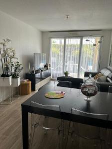 For sale Apartment FARGUES-SAINT-HILAIRE 