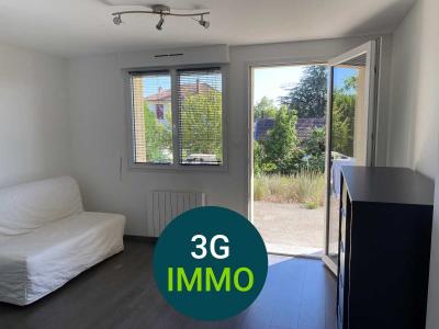 photo For sale Apartment building BRON 69