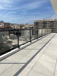 Vente Appartement 4 pièces MARSEILLE-8EME-ARRONDISSEMENT 13008