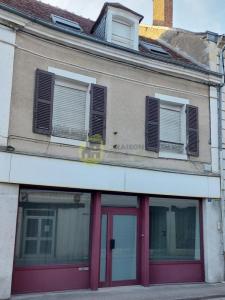 Vente Maison 8 pièces LIGNIERES 18160