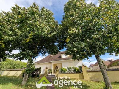 Vente Maison 10 pièces DUN-SUR-AURON 18130