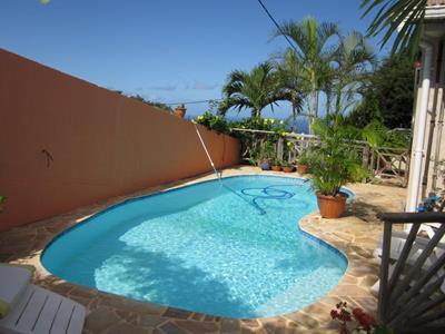 photo For rent House ETANG-SALE 974