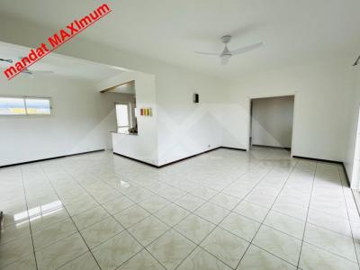 For rent Apartment SAINT-PIERRE 