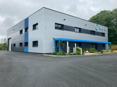 Location Commerce PLUGUFFAN  29