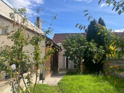 For sale Apartment building SAINTE-SAVINE  10