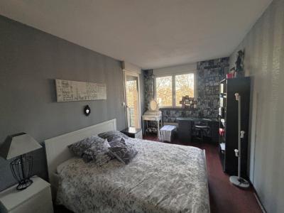 For sale Apartment LYON-7EME-ARRONDISSEMENT 