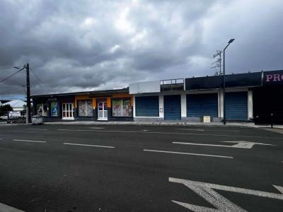 photo For rent Commerce SAINT-ANDRE 974