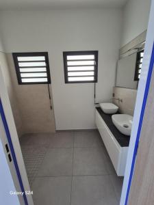 For rent House PETITE-ILE 