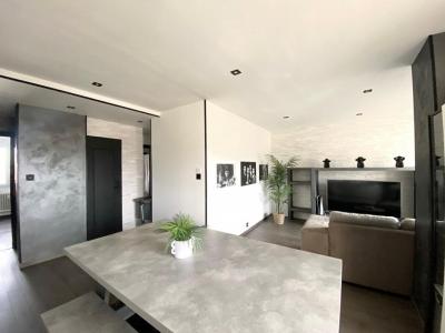 For sale Apartment LONGVIC 