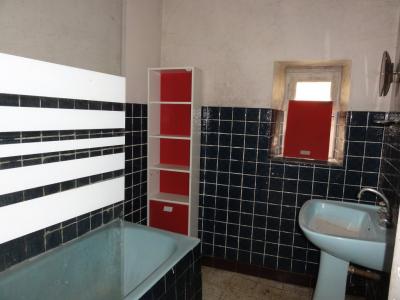 For sale House COUCHES 