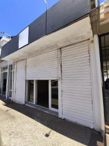 photo For rent Commerce SAINT-PIERRE 974
