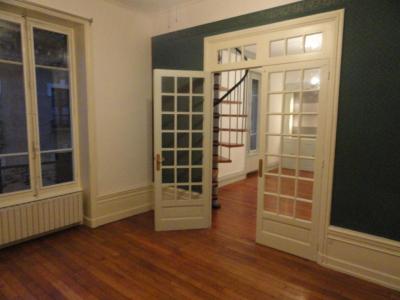 Location Appartement 4 pièces VILLEFRANCHE-SUR-SAONE 69400