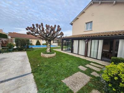 Vente Maison 8 pièces PERIGUEUX 24000