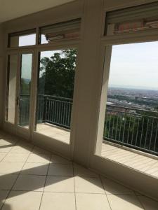 For rent Apartment SAINTE-FOY-LES-LYON 