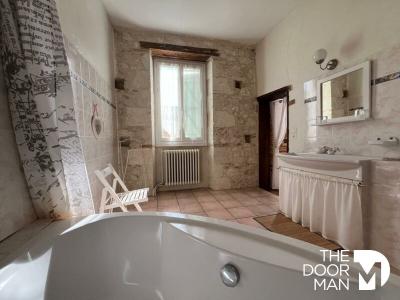 photo For sale Bed and breakfast COLOGNE 32