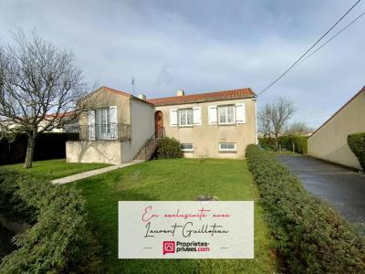 photo For sale House VERRIE 85