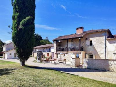 Vente Maison 10 pièces PERIGUEUX 24000