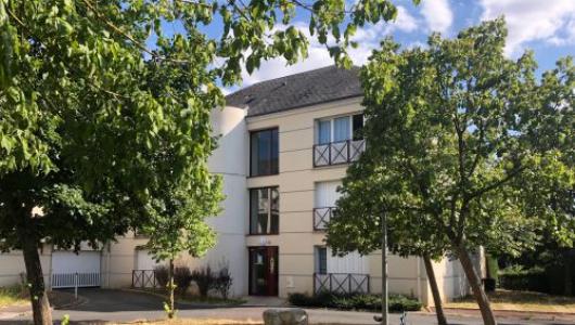 Location Appartement 4 pièces ORVAL 18200