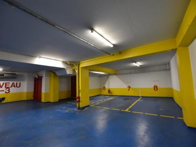 photo For rent Parking PARIS-17EME-ARRONDISSEMENT 75