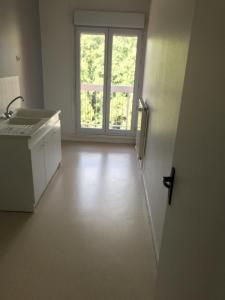 Location Appartement 3 pièces COMMENTRY 03600